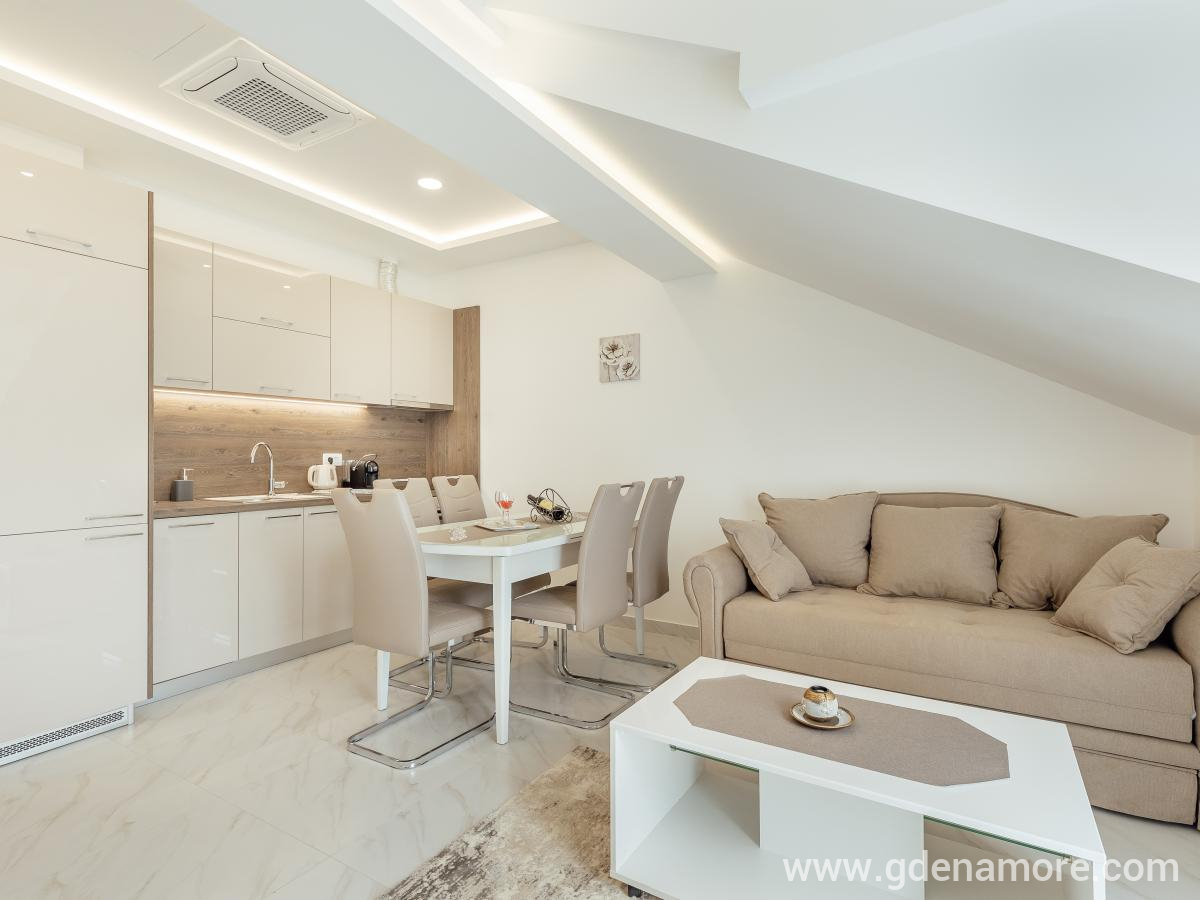 Apartmani Vasiljević , privatni smeštaj u mestu Kumbor, Crna Gora - IMG_5311