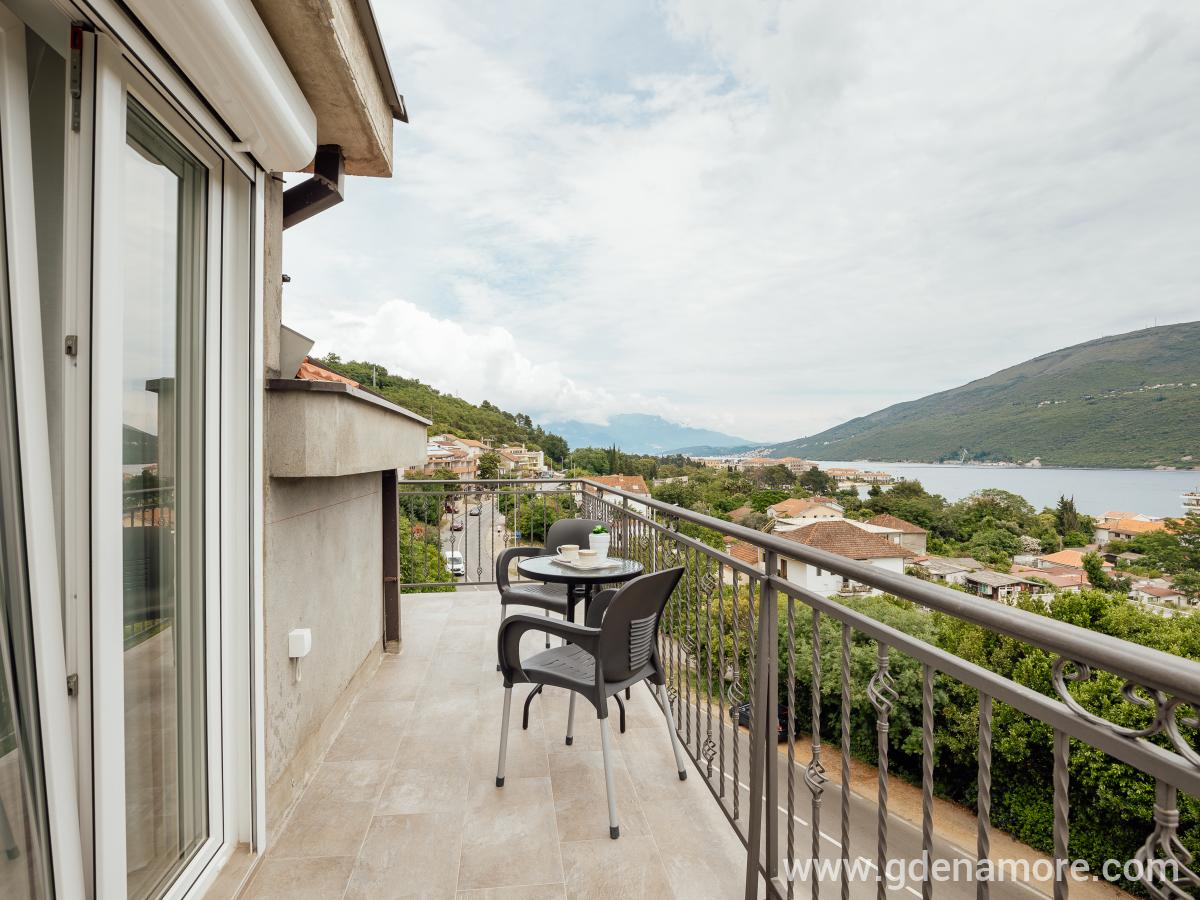 Apartmani Vasiljević , privatni smeštaj u mestu Kumbor, Crna Gora - IMG_5331