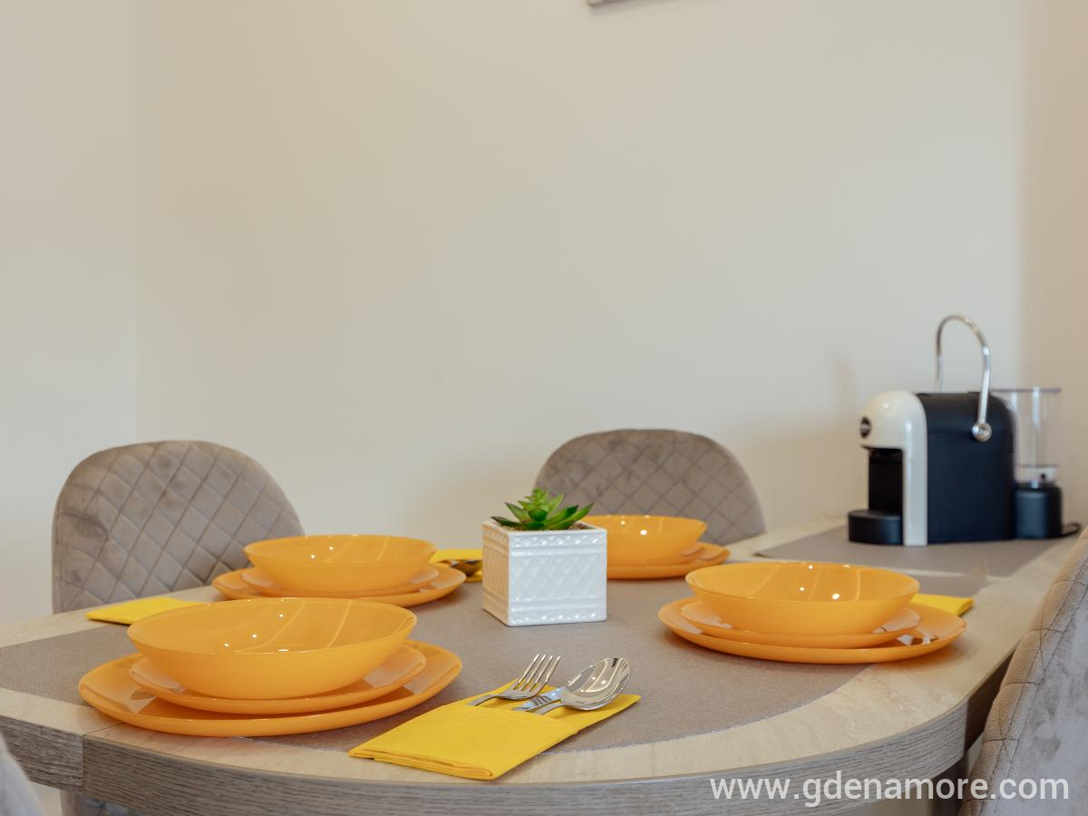 Apartmani Vasiljević , privatni smeštaj u mestu Kumbor, Crna Gora - IMG_5332